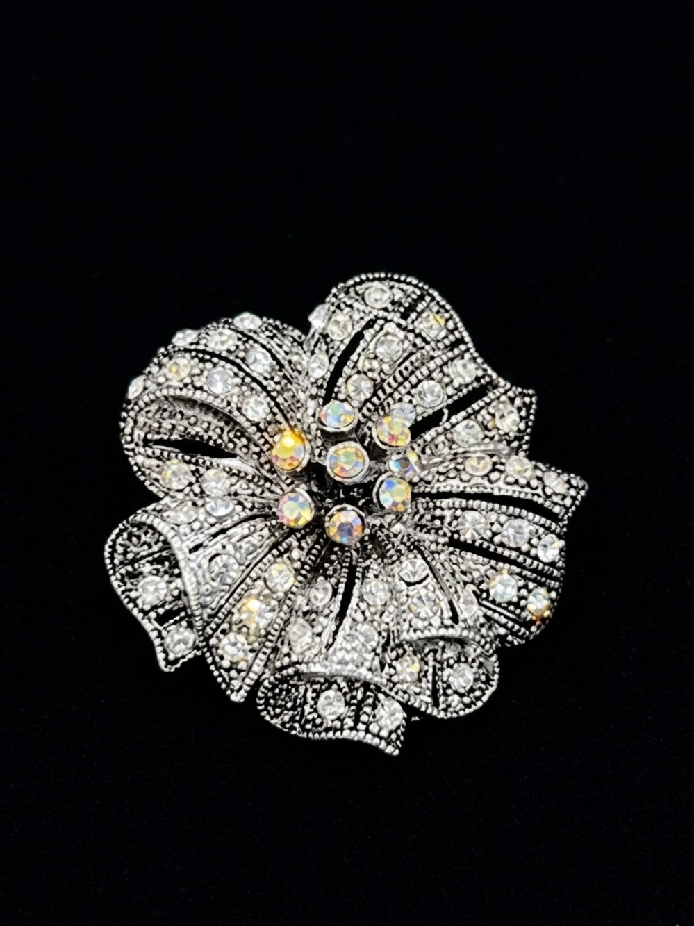 Vintage Style Silver Tone Rhinestone Flower Brooch Pin